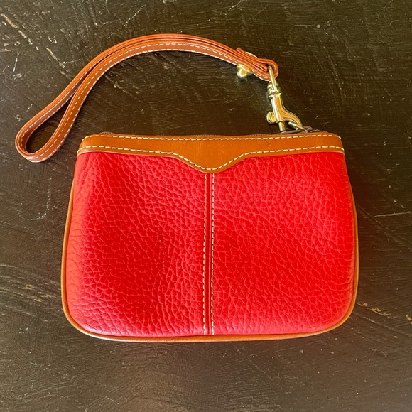 Dooney & Boruke Red Leather Handbag and matching Coin Purse - Picture 5 of 14